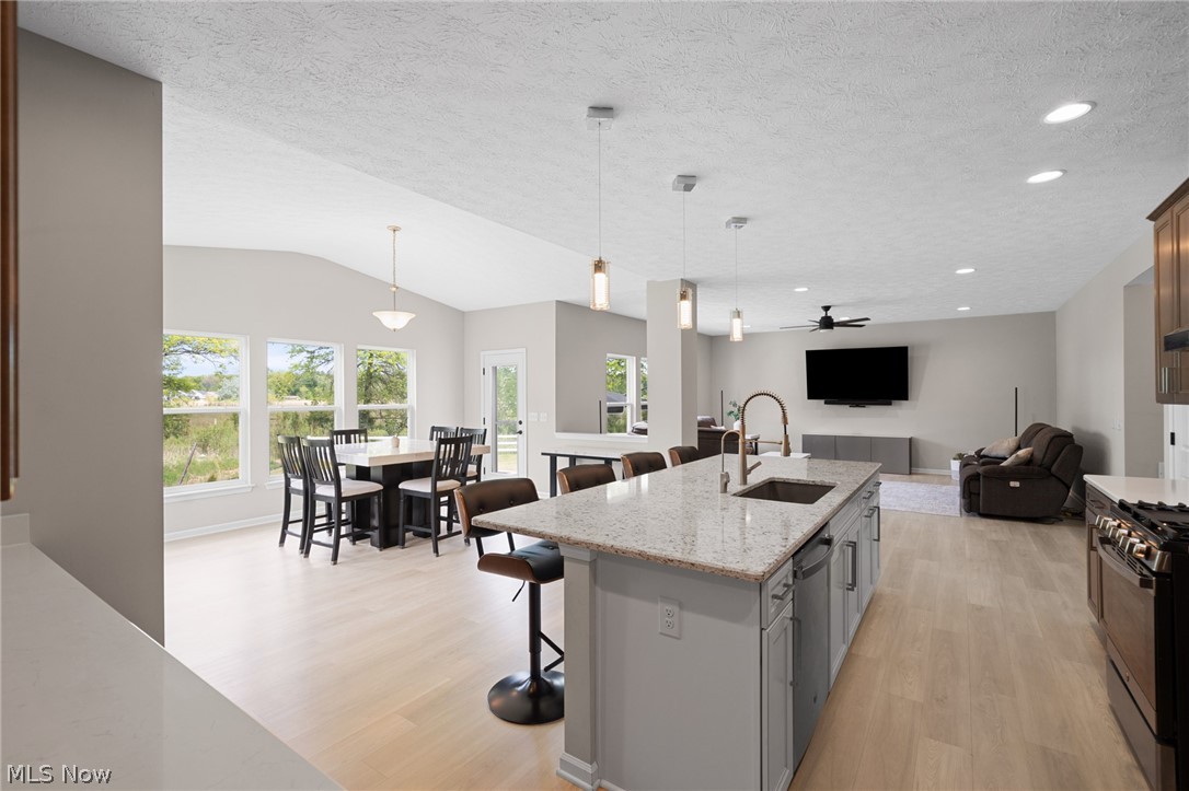 Meadow Lakes - Residential