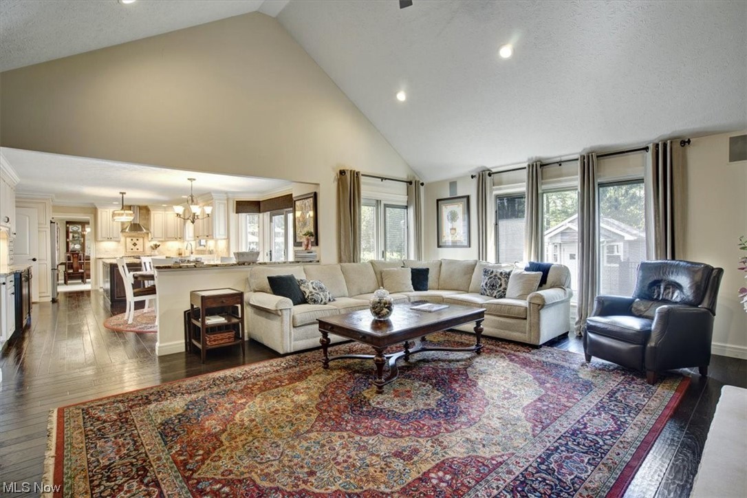 Highland Woods East - Residential