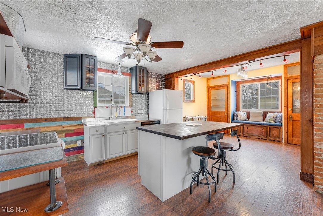 223 King Street, Fairport Harbor, Ohio image 6