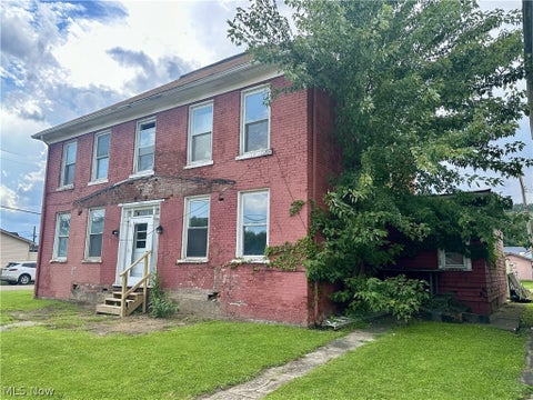 Tiny photo for 1305 Charles Street, Wellsburg, WV 26070 (MLS # 5238306)