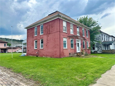 Tiny photo for 1305 Charles Street, Wellsburg, WV 26070 (MLS # 5238306)