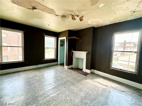 Tiny photo for 1305 Charles Street, Wellsburg, WV 26070 (MLS # 5238306)