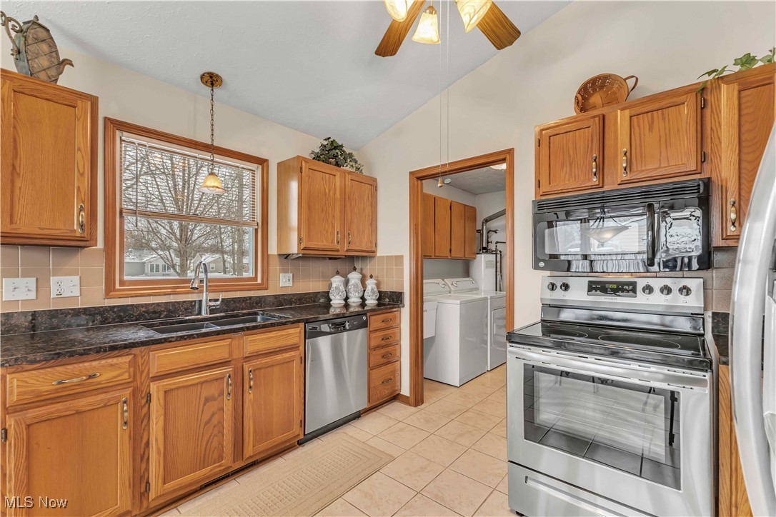 Avon Woods Condo - Residential