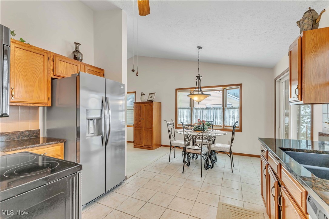 Avon Woods Condo - Residential