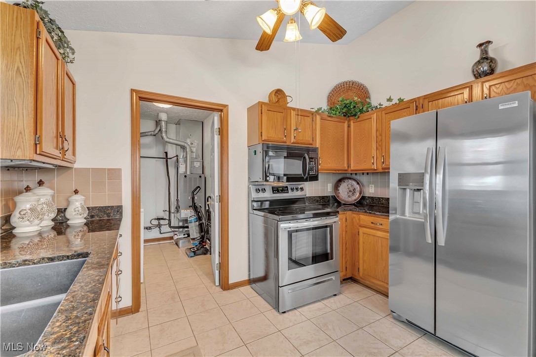 Avon Woods Condo - Residential