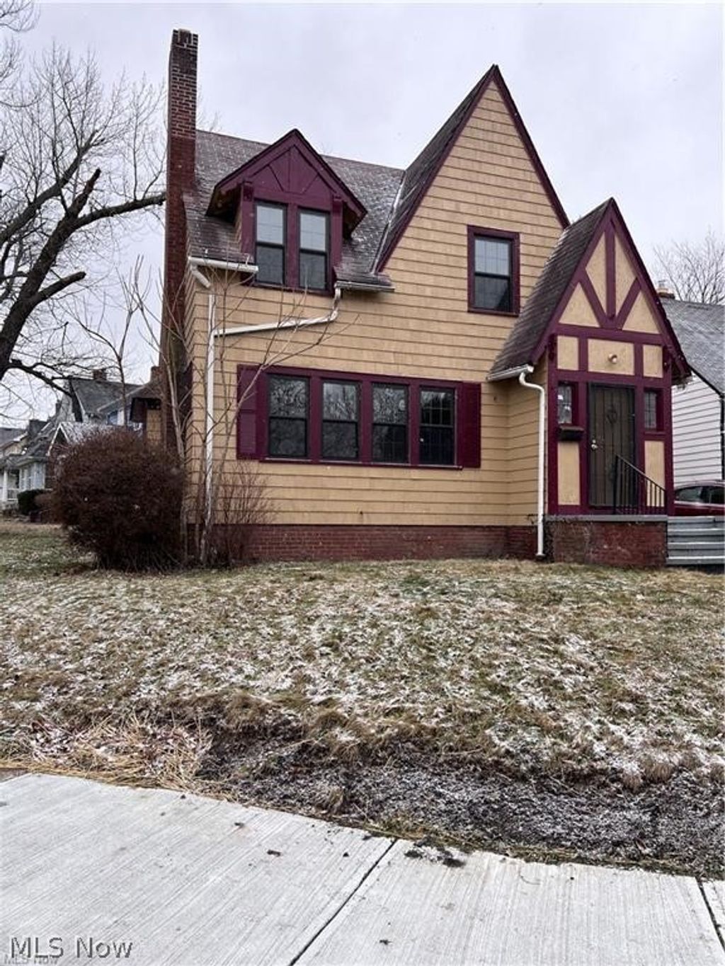 Photo of 983 Greyton Road, Cleveland Heights, OH 44112 (MLS # 5198951)