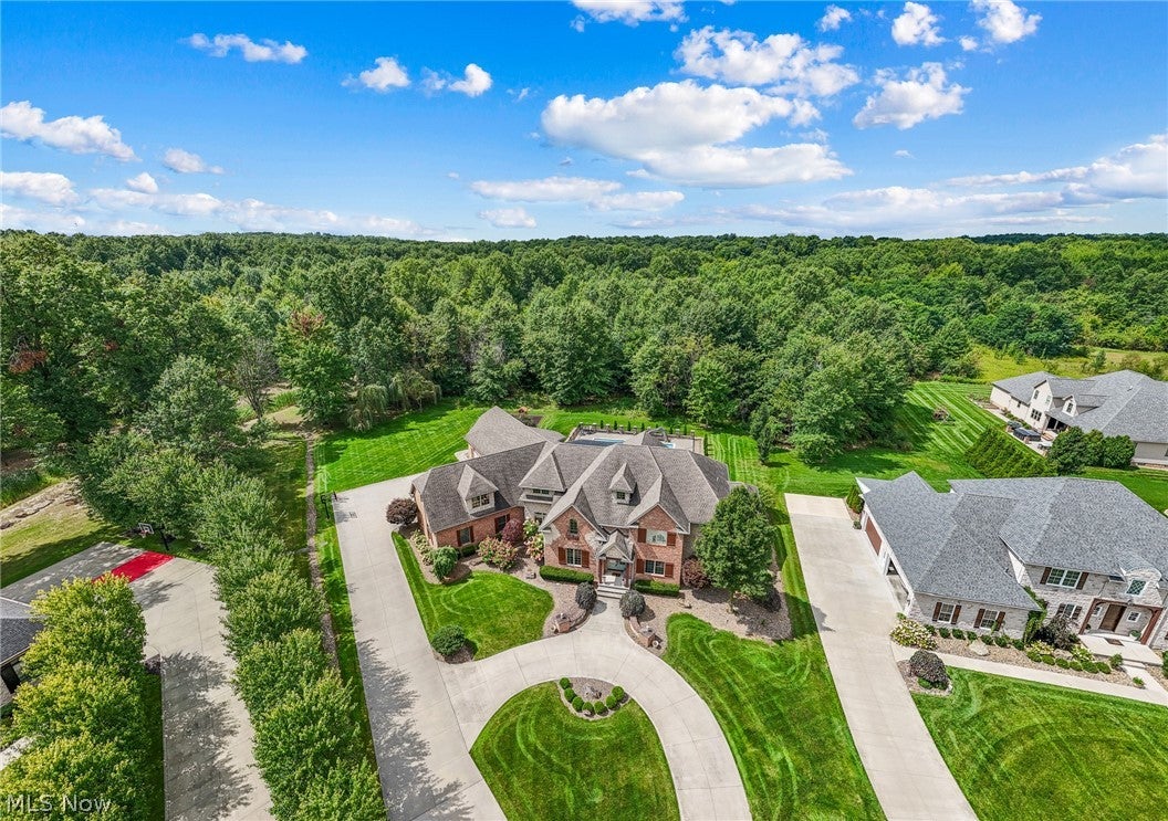 1555 Fox Den Court