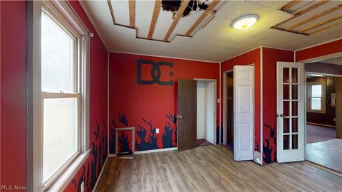 Tiny photo for 315 Franklin Street St, Parkersburg, WV 26101 (MLS # 5187903)