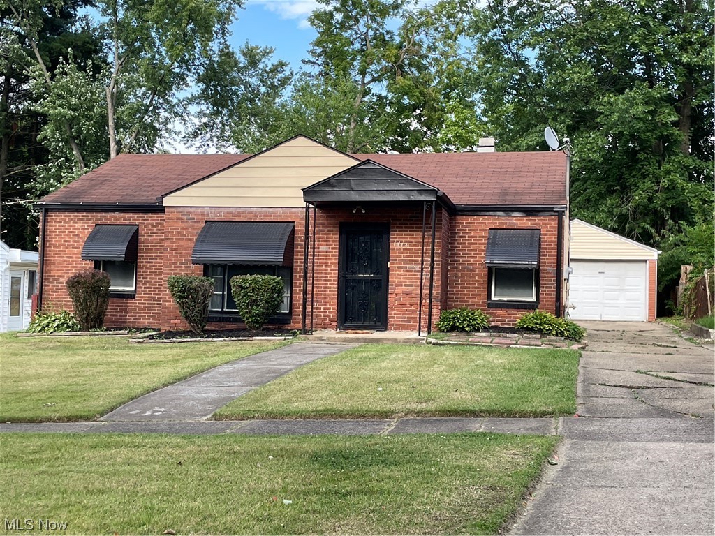 This nice ranch home is worth checking out. Sitting back of the street with a nice front yard and located in a convenient and quiet little neighborhood. Excellent open, flowing floorplan with lots of natural light in every room. Living-room is large with lots of options for your furniture and design. The open, bright Dining-room will hold a good size table. If you are looking for kitchen cabinet storage, this kitchen has plenty of both storage and counter space. All three bedrooms are very bright and spacious, fitting a king bed and more.
Tiled floor bathroom with a full size walk-in shower. Walking out the back-door to the garage, the huge deck and a large yard with additional space for the garden enthusiast. Great backyard for entertaining or just relaxing. The 1.5 garage gives you great additional storage space besides your car. Newly installed VLT flooring in kitchen/dining and laundry-room, newer soft carpet in living-room. Kitchen appliances and washer/dryer stay. Seller i