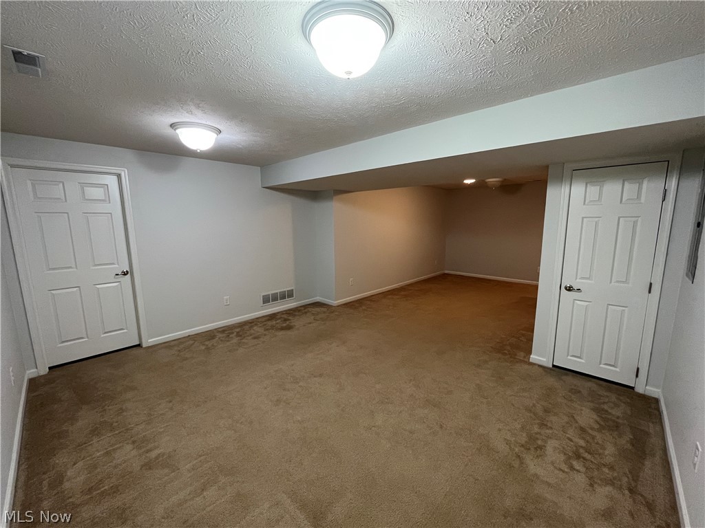 Hidden Lakes PUD Ph 01 - Residential Lease