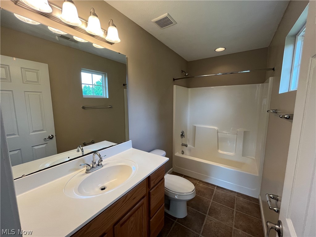 Hidden Lakes PUD Ph 01 - Residential Lease