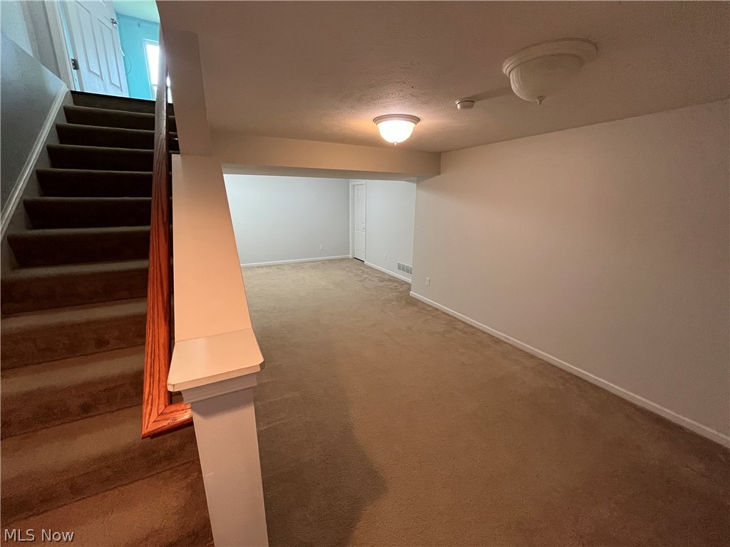 Hidden Lakes PUD Ph 01 - Residential Lease