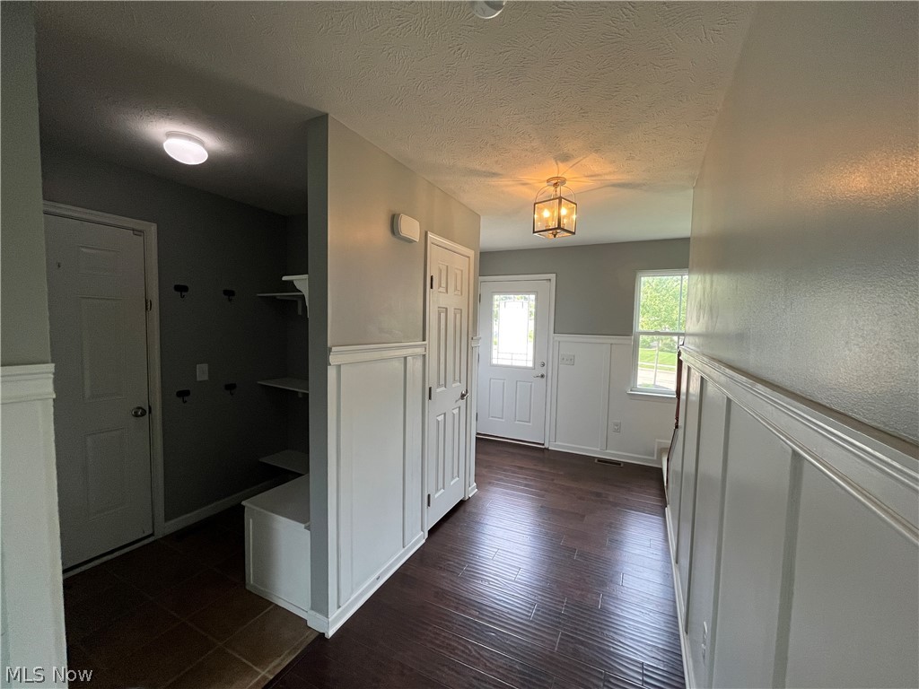Hidden Lakes PUD Ph 01 - Residential Lease