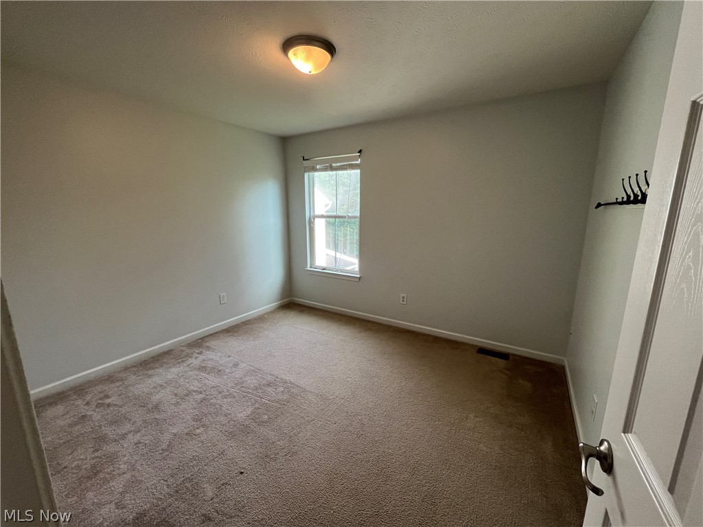 Hidden Lakes PUD Ph 01 - Residential Lease