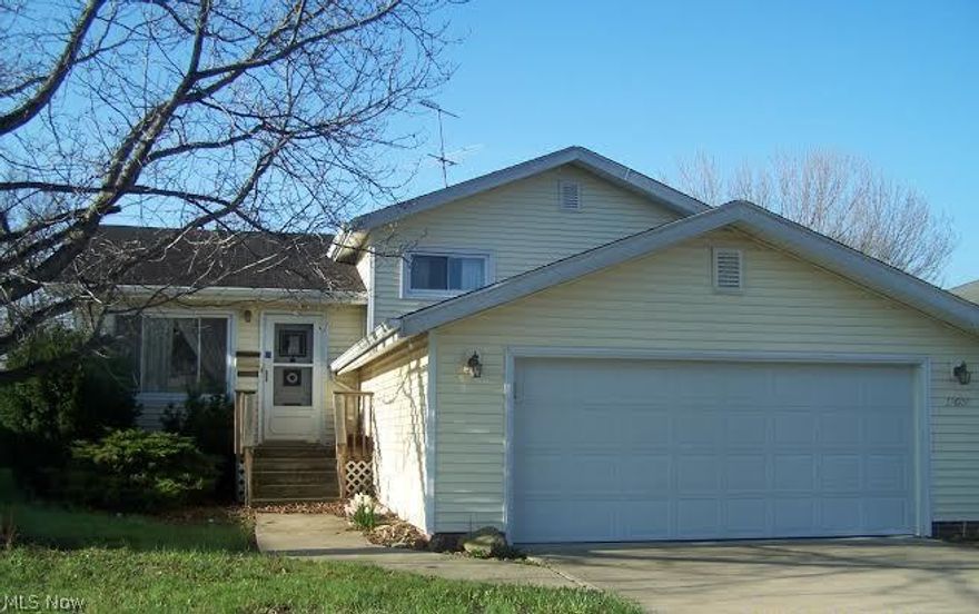 This is a 3 bedroom, 2 bath split level with a finished rec room on lower level.2 car attached garage and a deck. It is located near public transportation and easy access to Lake Erie, as well as, downtown Cleveland, Hospitals , University Circle and Universities.