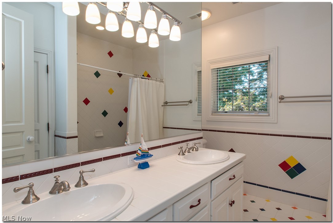 Canyon Lakes - Residential