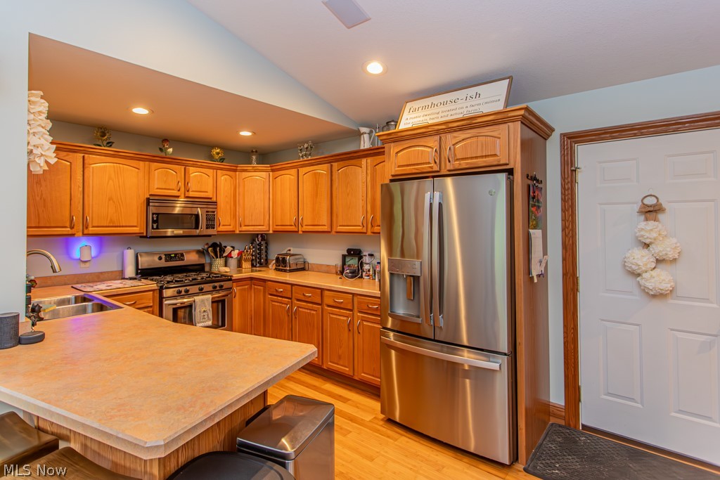 Oakwood Ave 02 - Residential