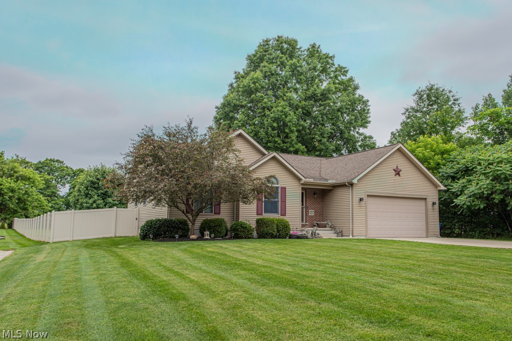 Oakwood Ave 02 - Residential
