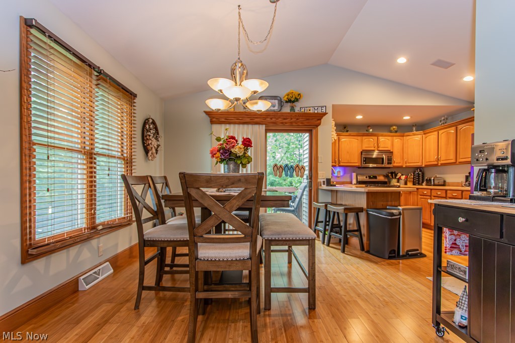 Oakwood Ave 02 - Residential