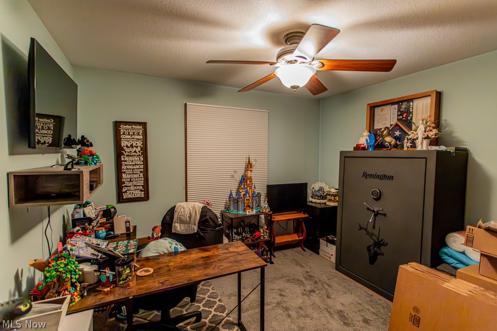 Oakwood Ave 02 - Residential