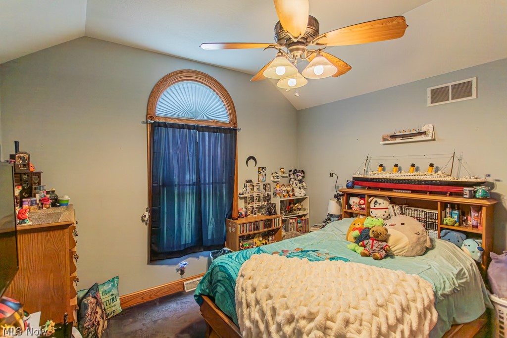 Oakwood Ave 02 - Residential