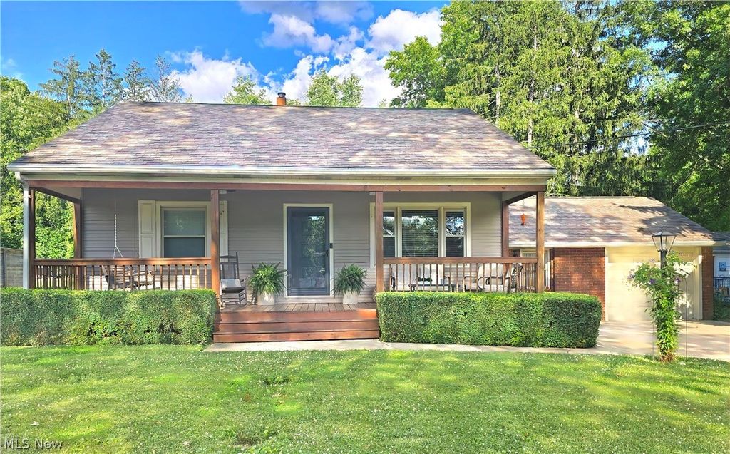Photo of 285 N Turner Road, Austintown, OH 44515 (MLS # 5224614)