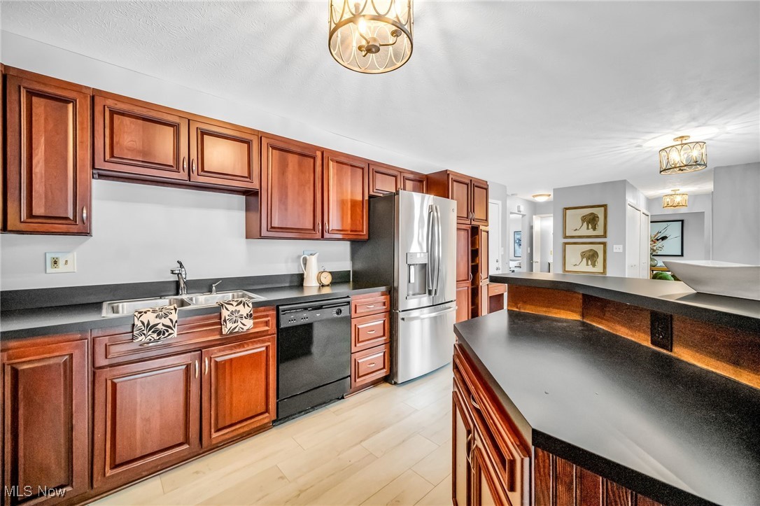 7182 Fillmore Court, Mentor, Ohio image 14