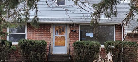 Photo of 1807 Skyline Drive, Cleveland, OH 44143 (MLS # 5188128)