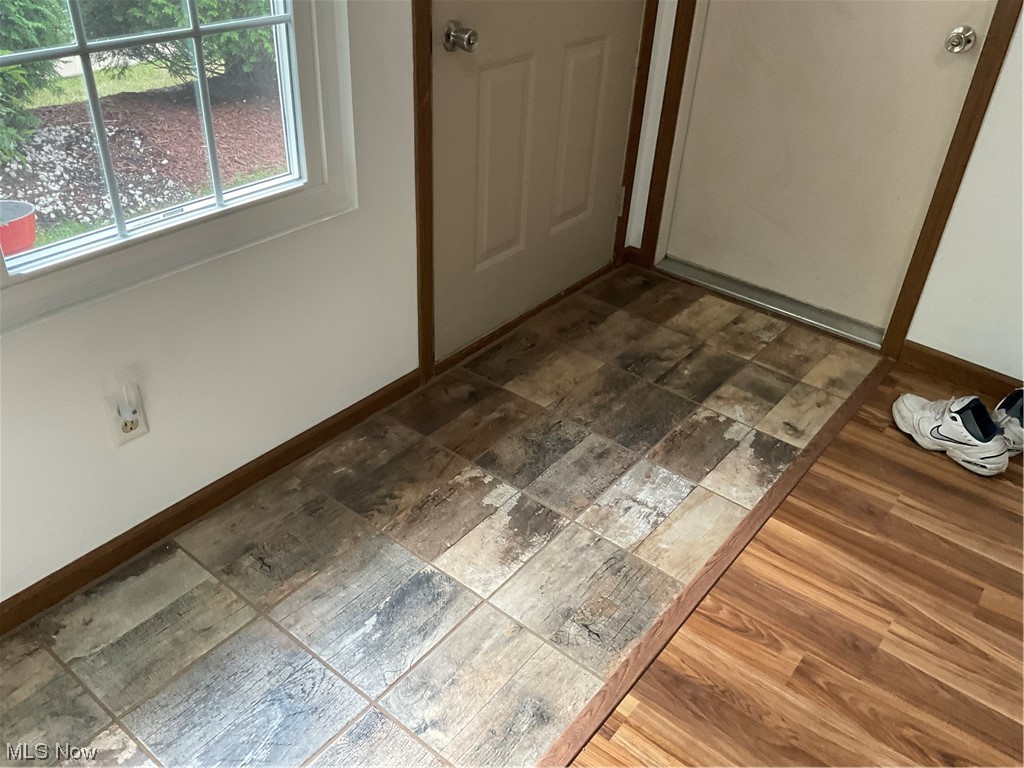 Lake Pointe Condo - Residential