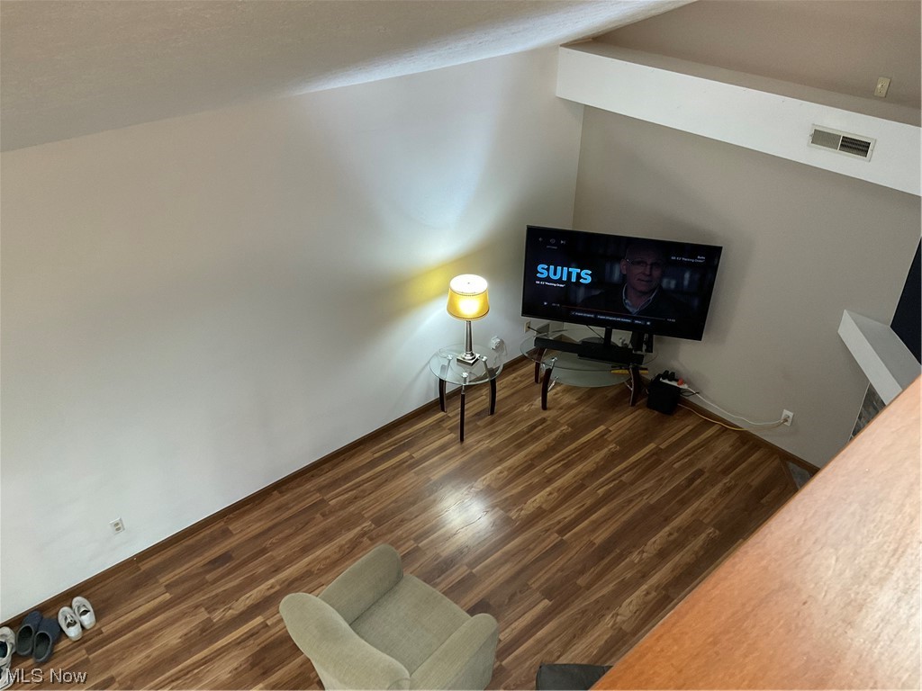 Lake Pointe Condo - Residential