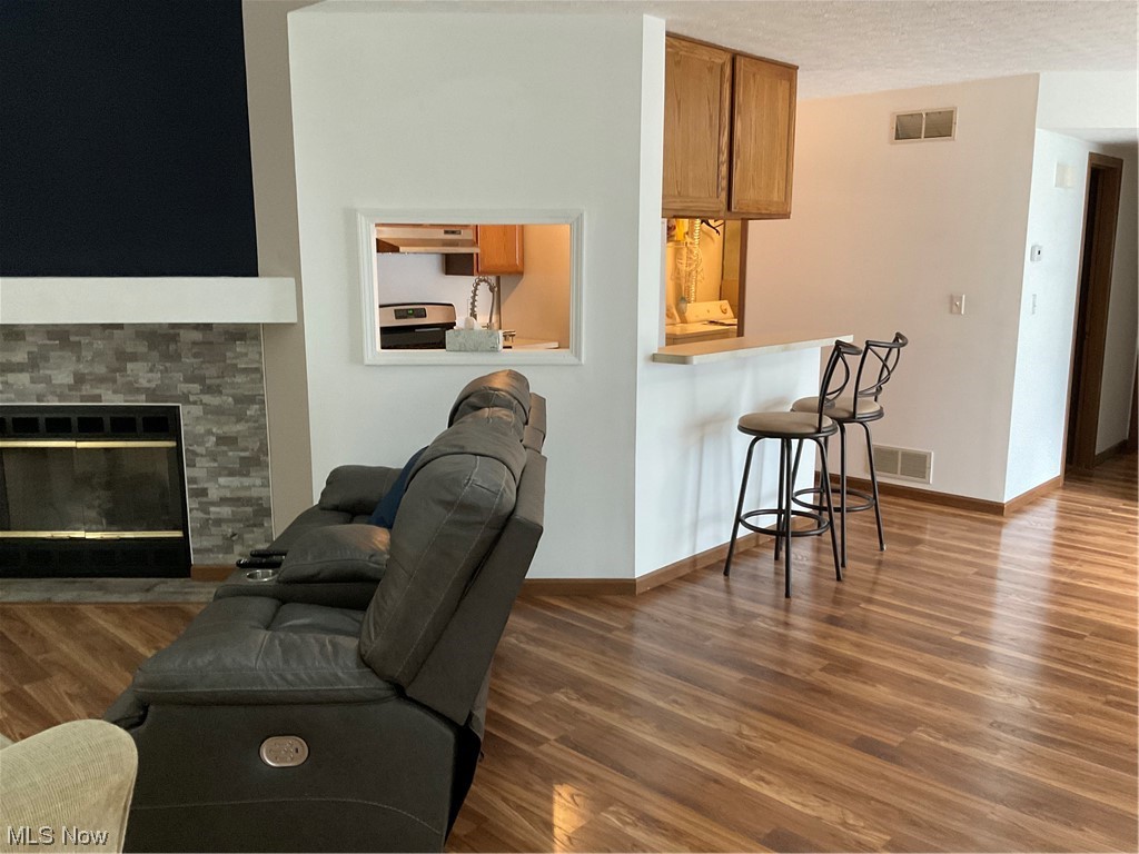 Lake Pointe Condo - Residential