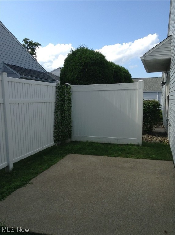 Lake Pointe Condo - Residential