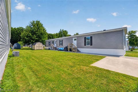 Homes For Sale - 187 Garfield Lane<br/> Jefferson, OH 44047