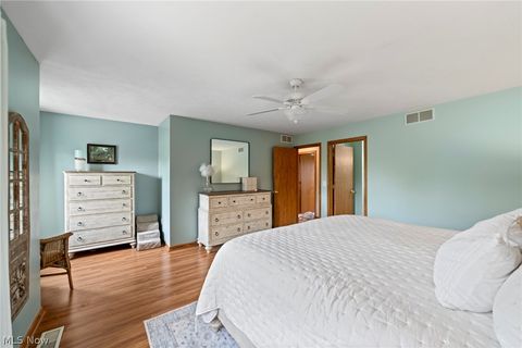 Tiny photo for 114 Shawnee Circle, Louisville, OH 44641 (MLS # 5202539)