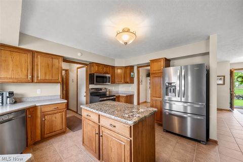 Tiny photo for 114 Shawnee Circle, Louisville, OH 44641 (MLS # 5202539)