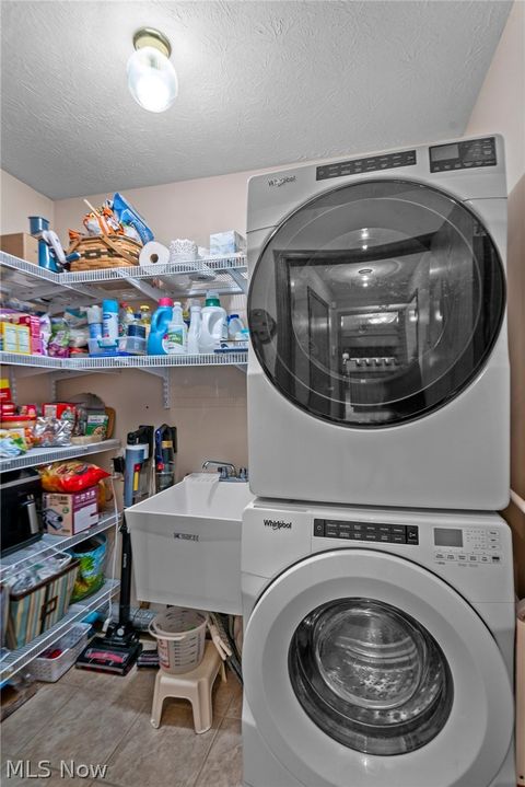 Tiny photo for 114 Shawnee Circle, Louisville, OH 44641 (MLS # 5202539)