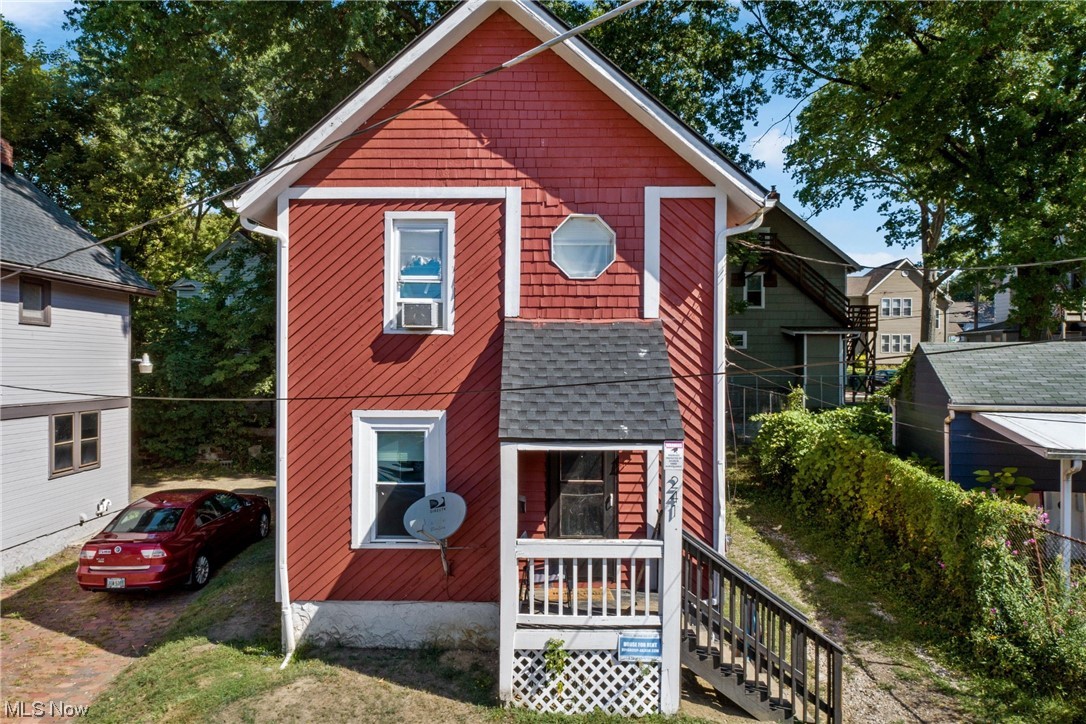 Voris & Steinbacher - Residential Income