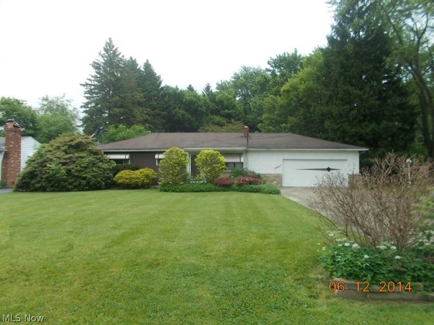 Property sold as is, no repair, no warranty.  This Ranch home has some work to be done, but great potential.  Large yard, mature trees.  Call today to see!