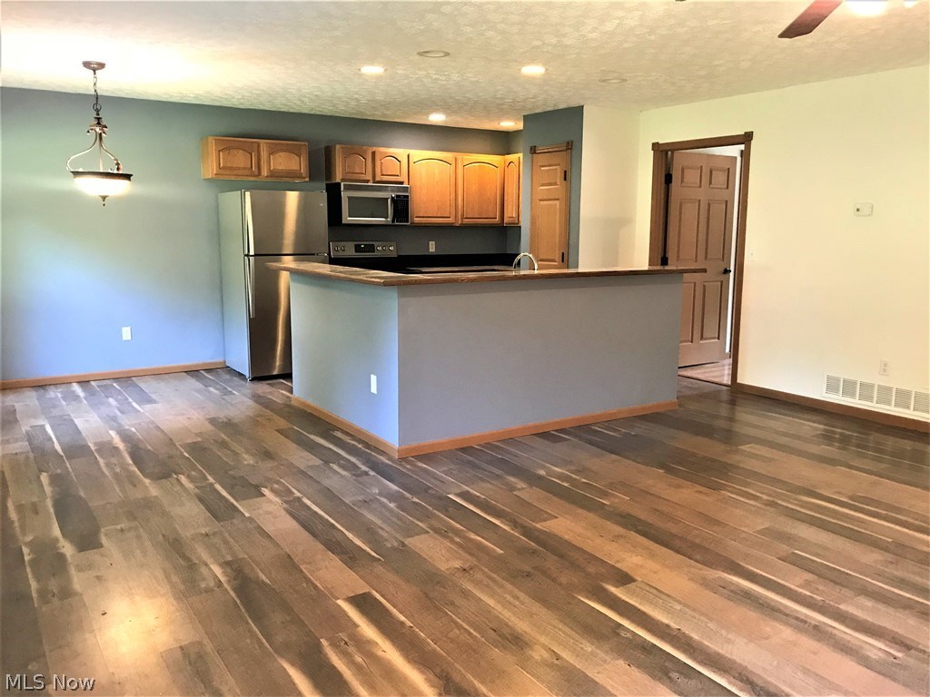 Grand Valley View - Residential