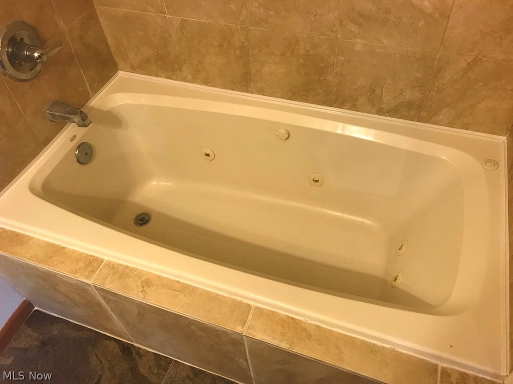 Grand Valley View - Residential