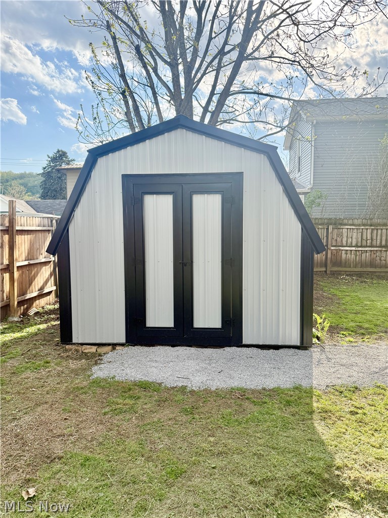 Hannah Ollum's First Add - Residential