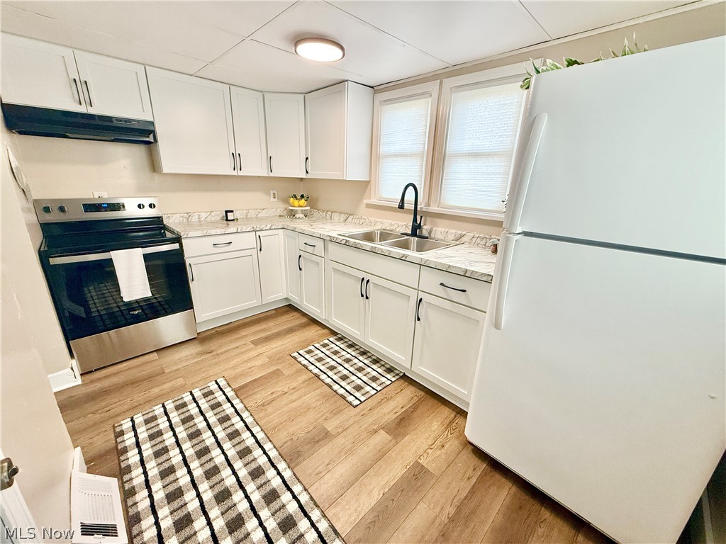 Hannah Ollum's First Add - Residential