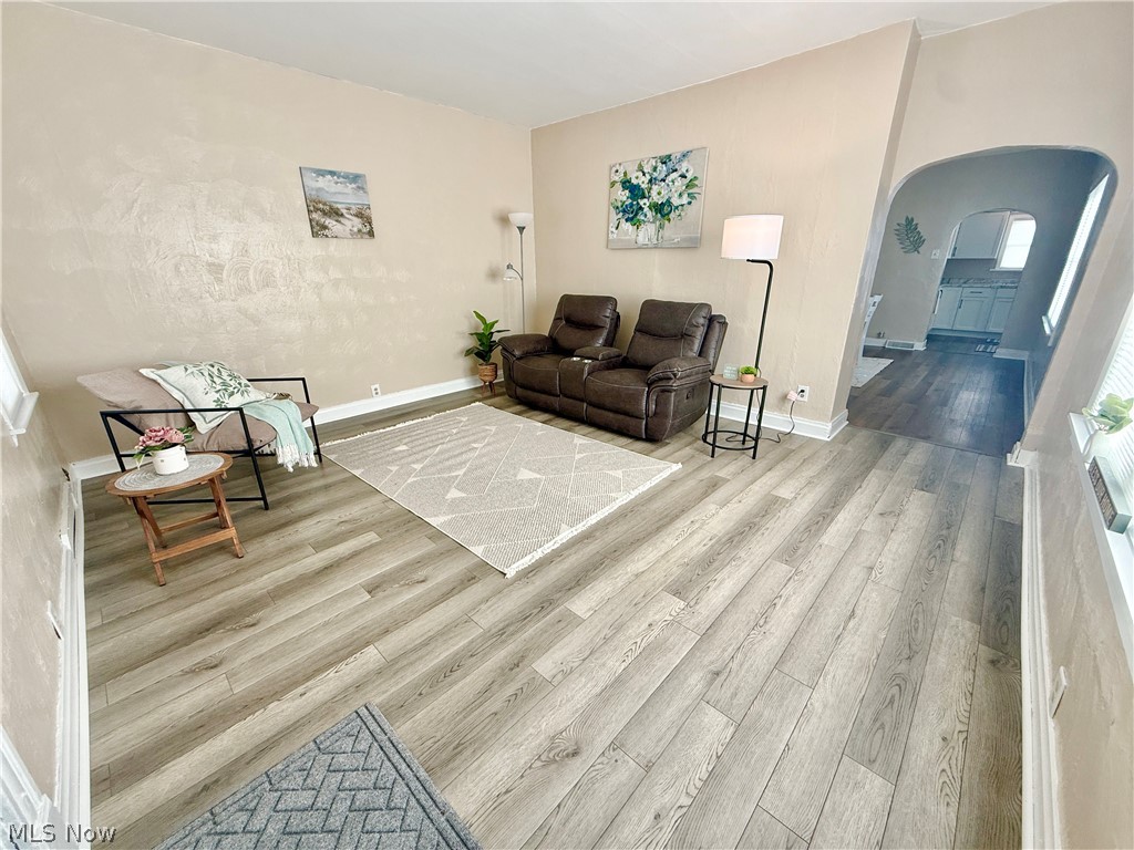 Hannah Ollum's First Add - Residential