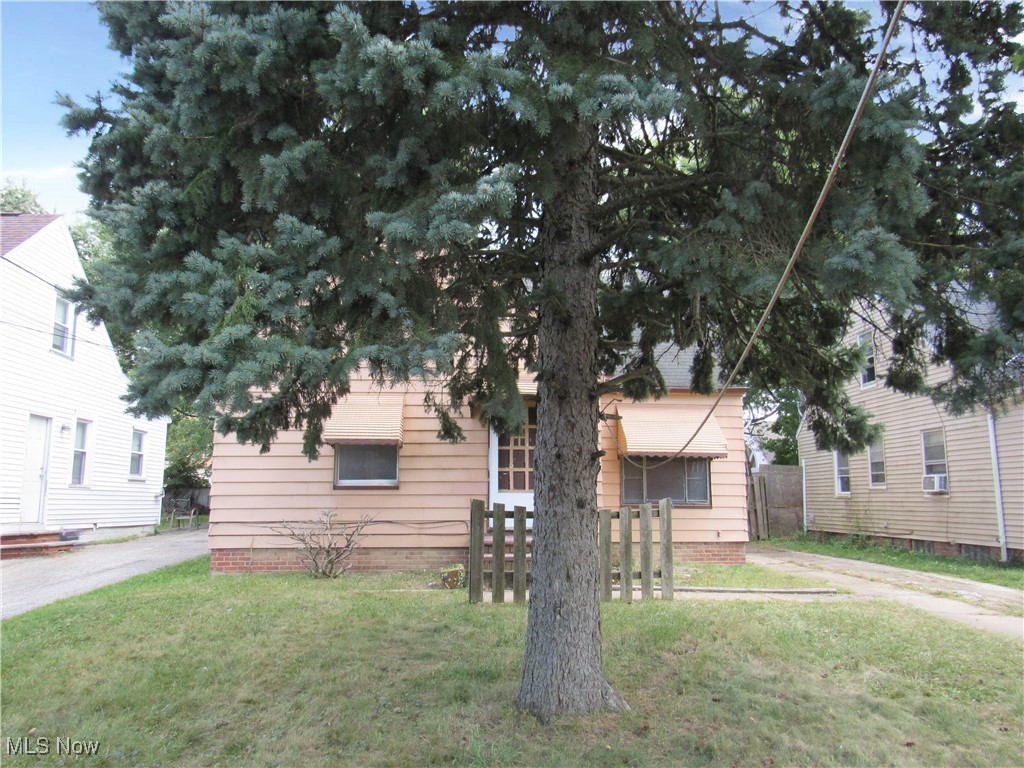 Great opportunity! This home has 2 first floor bedrooms with a full bathroom. The second floor is finished with the third bedroom. There is paneling in the rec room that is in the basement. Come and see!