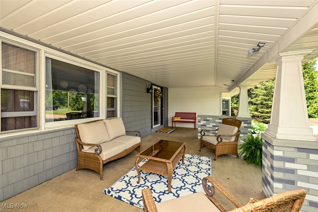4570 Vandemark Road, Litchfield, Ohio image 3