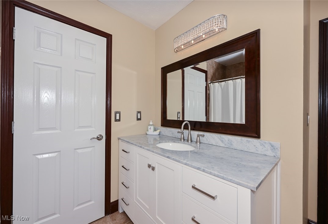 4570 Vandemark Road, Litchfield, Ohio image 16