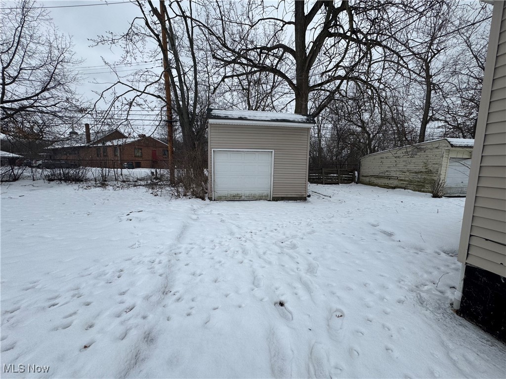 12810 Melgrove Avenue, Garfield Heights, Ohio image 16