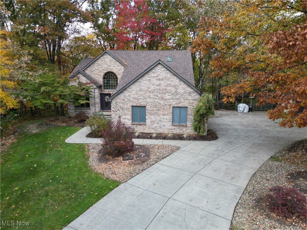 370 Wilcox Road, Austintown, Ohio image 2