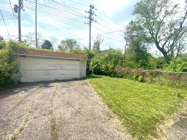 Euclid Collamer 01 - Residential