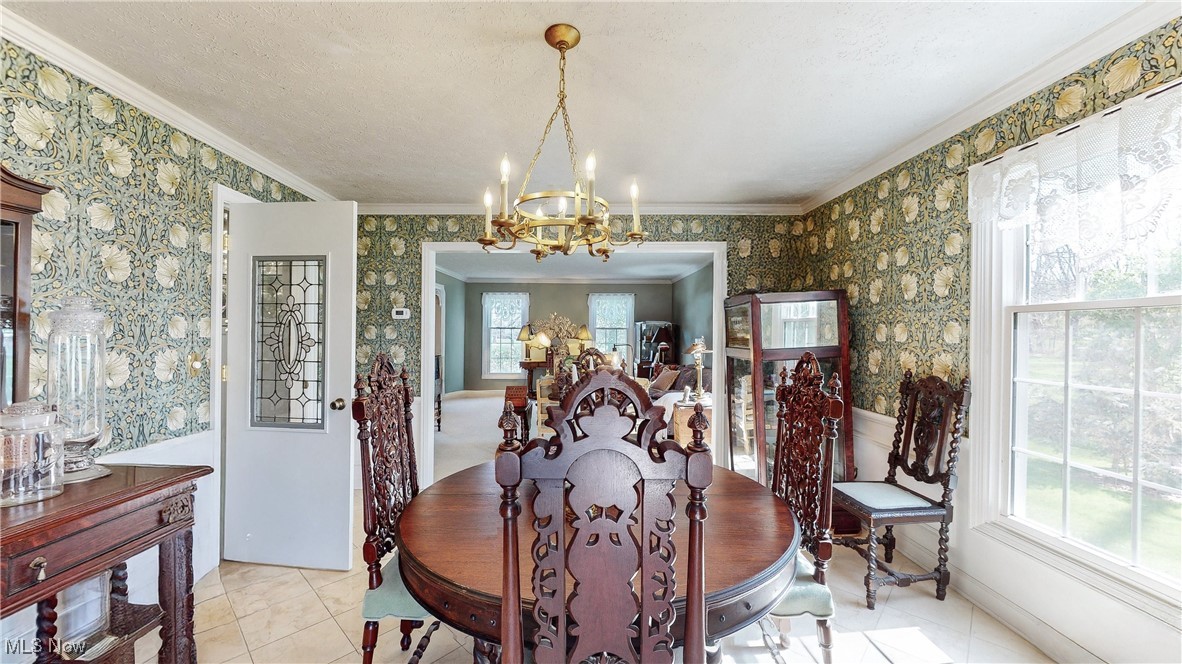 125 Southwyck Drive, Chagrin Falls, Ohio image 12